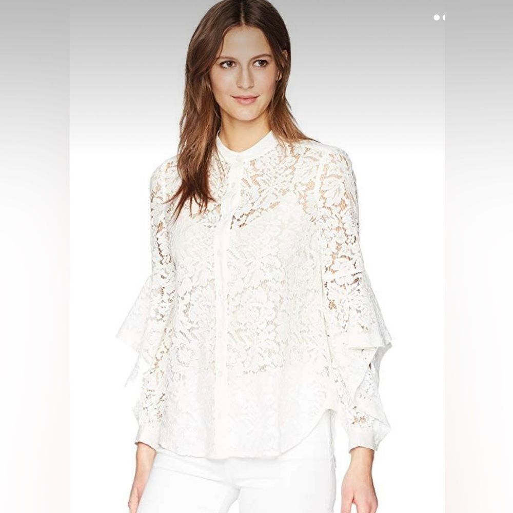 NWT BCBGMaxazria Thelma Lace Top Size XXS.